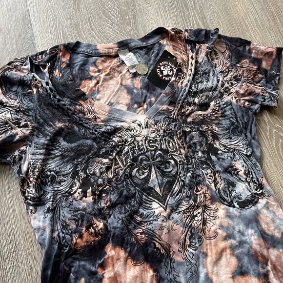 NWT AFFLICITION Live Fast Wmns Graphic Bleach Distressed Braid AOP V Neck Wings - Picture 4 of 11